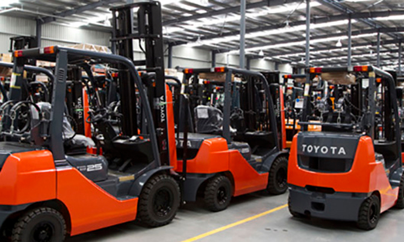 Differences Between Counter Balance Forklift vs Reach Truck?